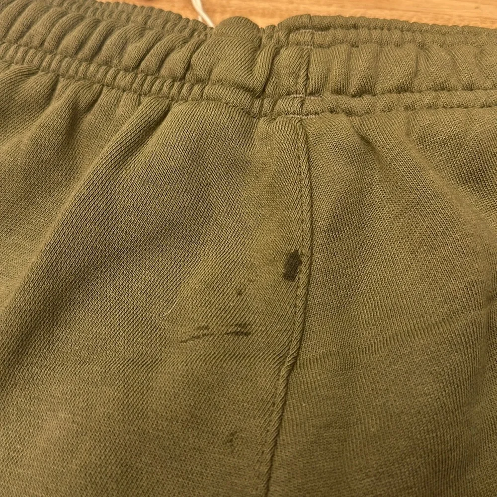 ADIDAS focus olive collegia camo sweatpants